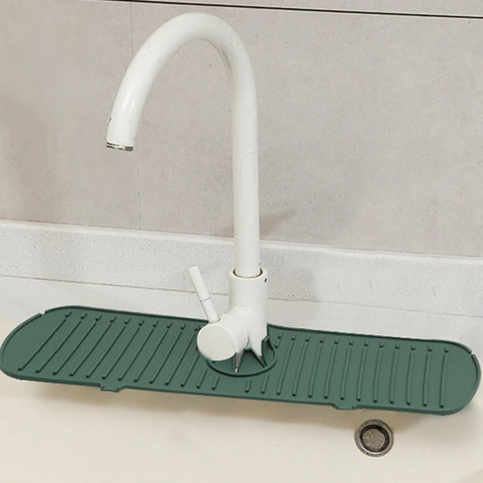 Kitchen Faucet Splash Pad Silicone Sink Faucet Splash Guard Mat Sponge Drain Rack Countertop Protector for Bath Kitchen Gadgets